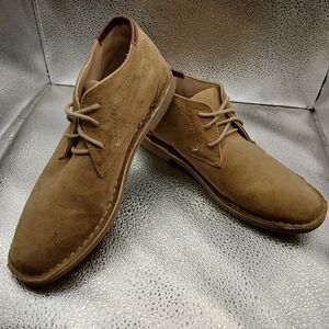 Kenneth Cole Reaction Tan Chukka Boots Big Kids Size 3